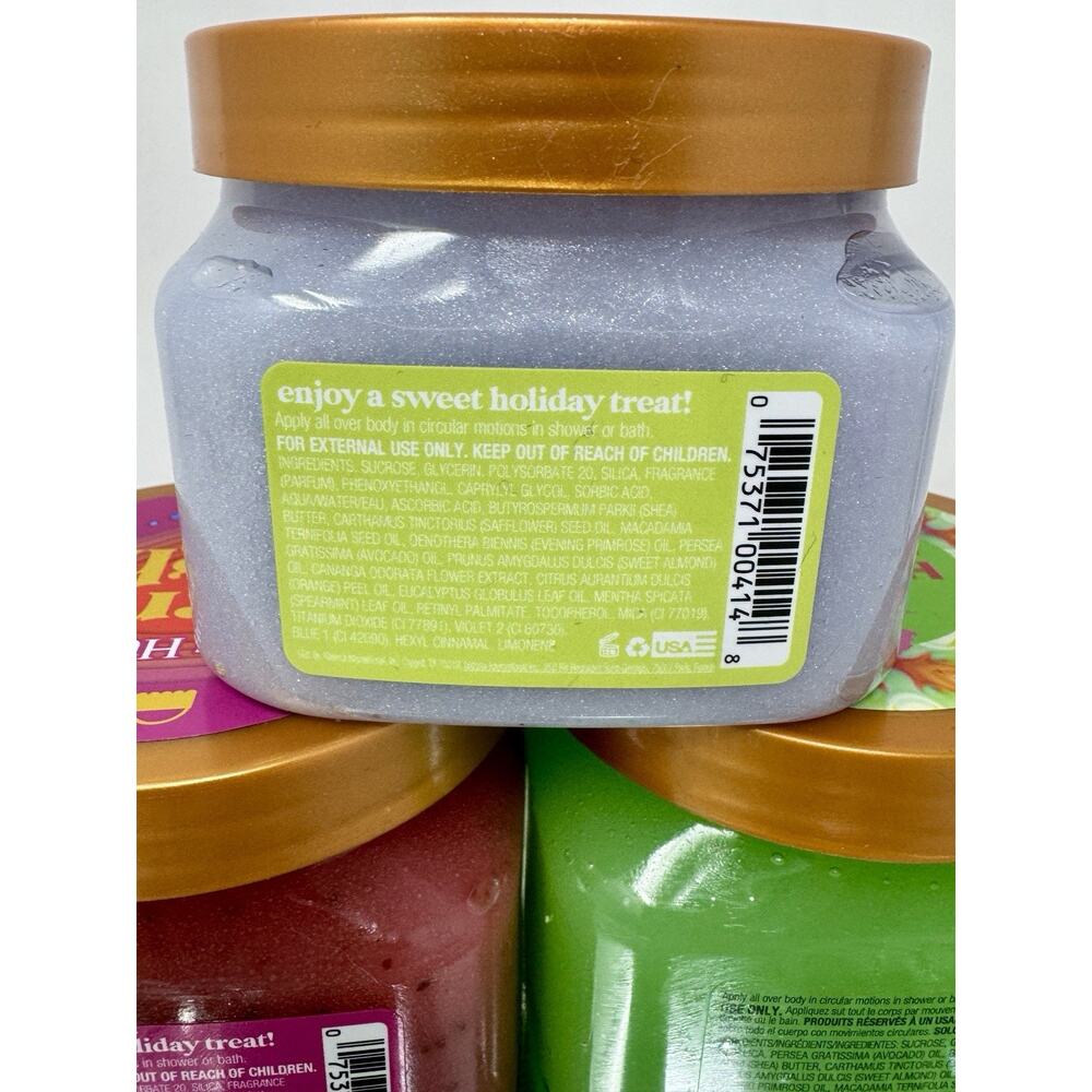 Tree Hut Holiday Body Scrub Bundle - Winder Wonder, Berry Bright & Holiday Cheer - Picture 5 of 7